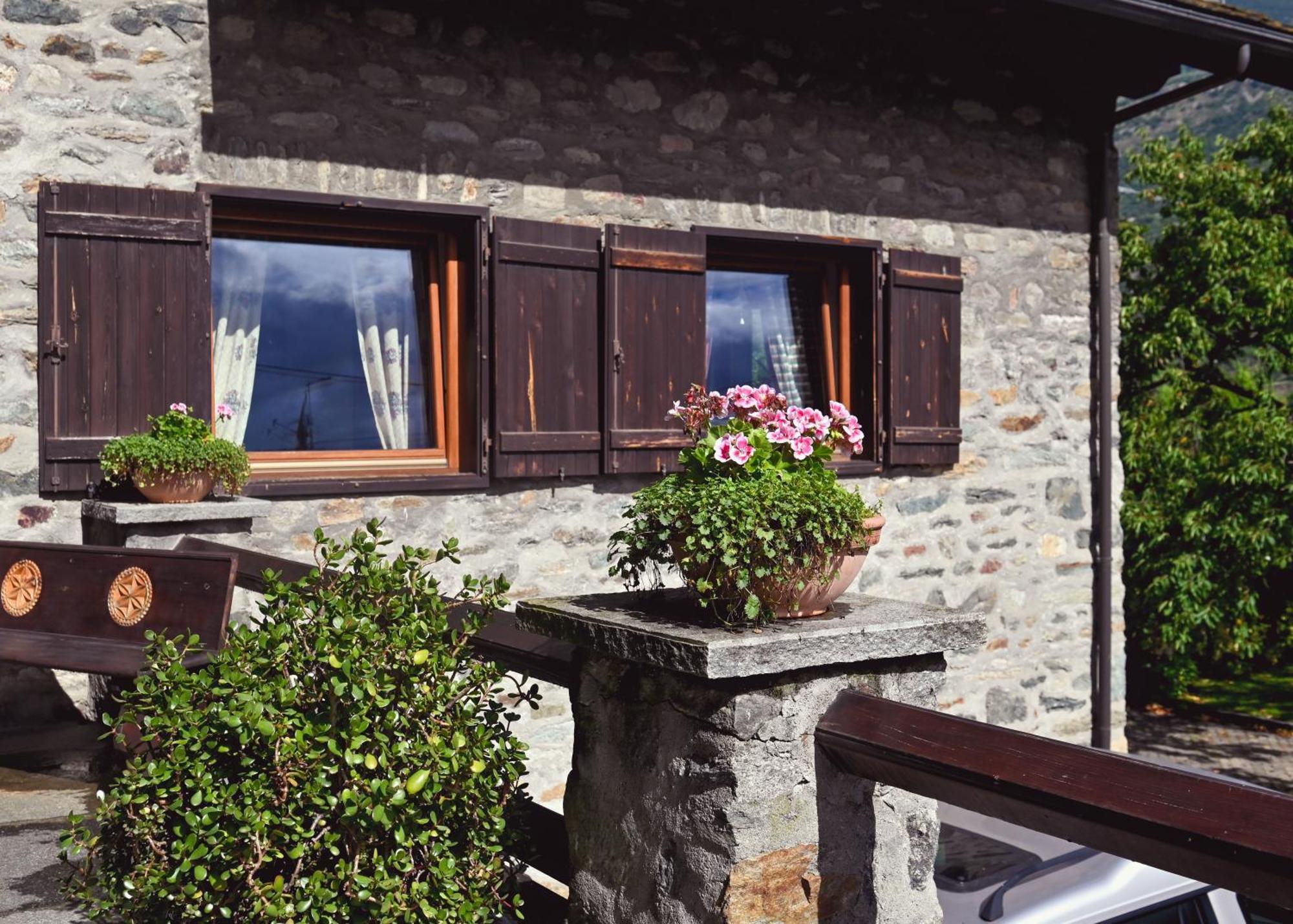 Droz1702 Daire Saint Marcel Dış mekan fotoğraf